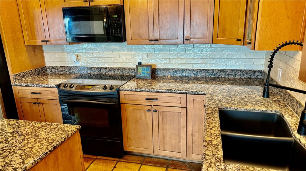 34680 Highway 79 Property Photo 43