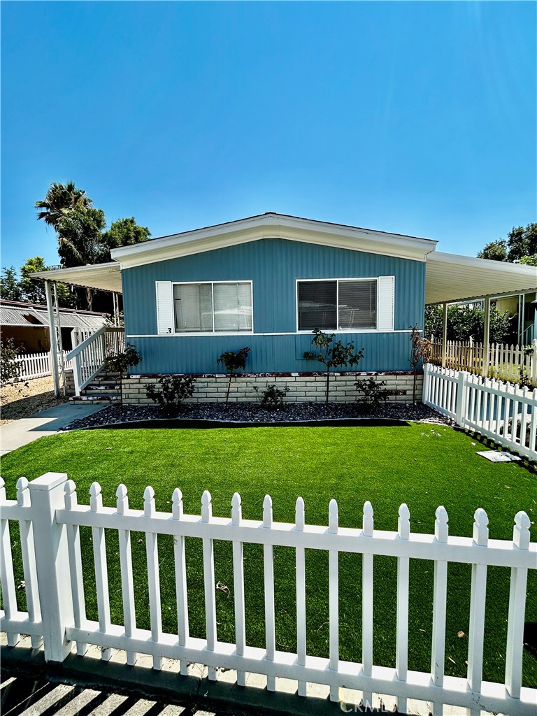 21100 State St 3 Property Photo 1