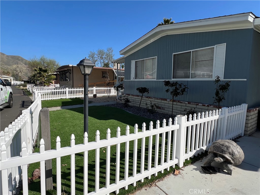 21100 State St 3 Property Photo 6