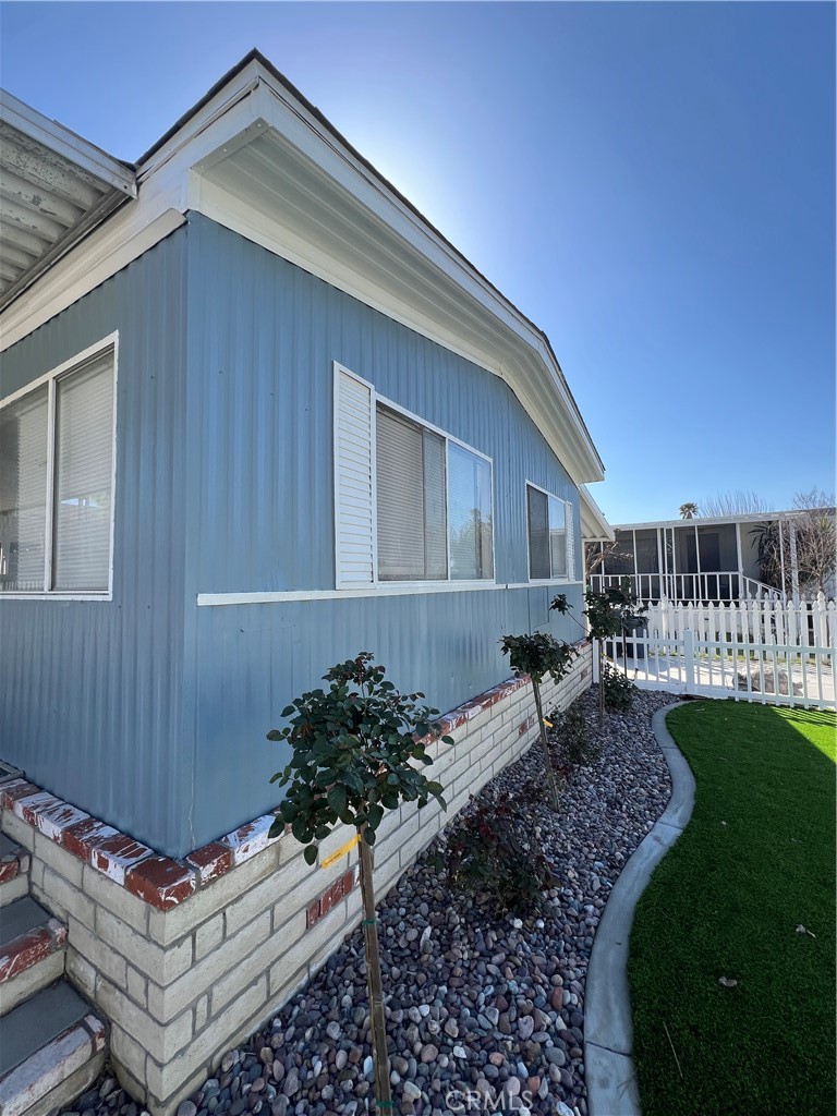 21100 State St 3 Property Photo 7