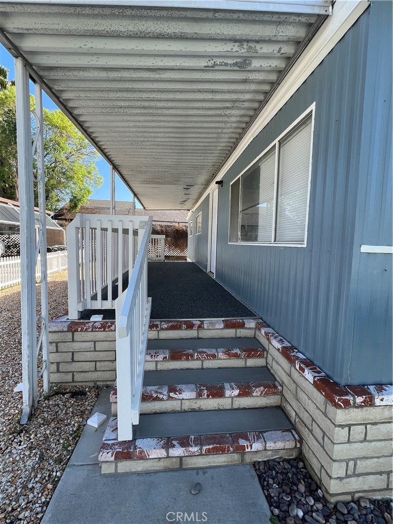 21100 State St 3 Property Photo 9