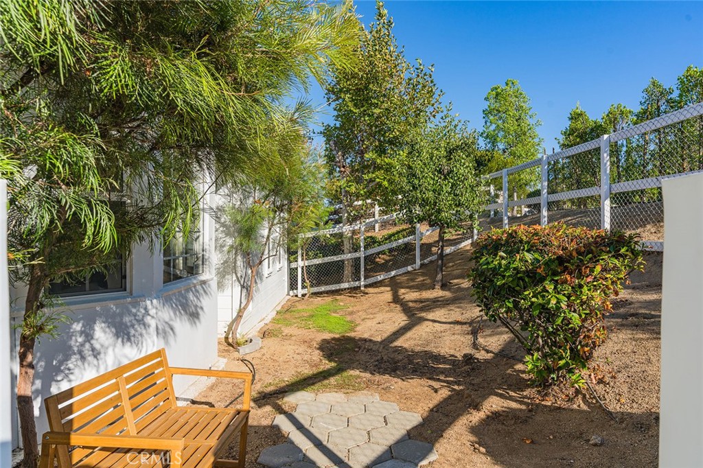 40175 Paseo Sereno Property Photo 17