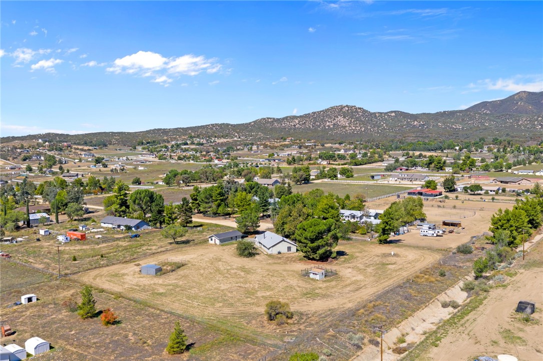 49795 Cherokee Property Photo 8