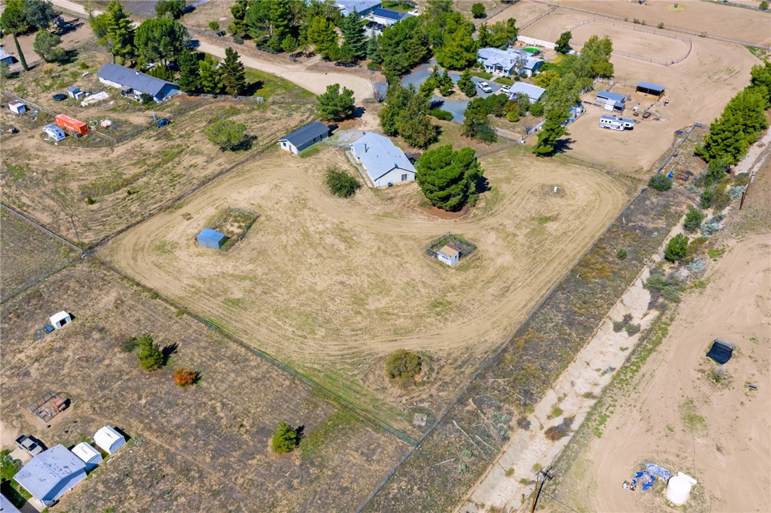 49795 Cherokee Property Photo 9