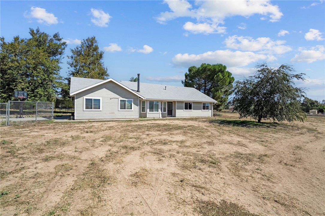 49795 Cherokee Property Photo 17