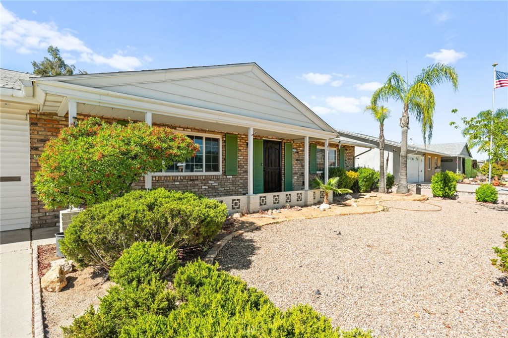 28257 Portsmouth Property Photo 3