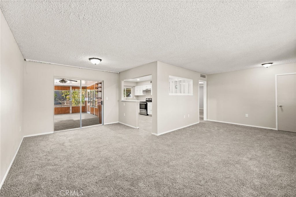 28257 Portsmouth Property Photo 9