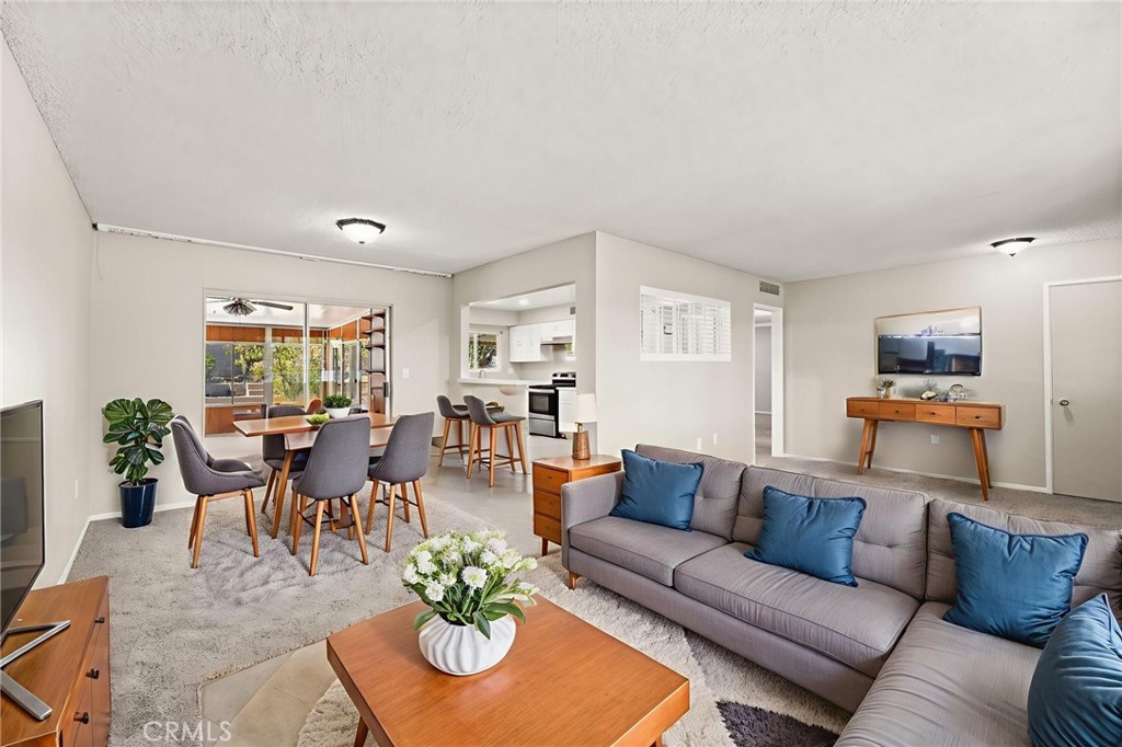 28257 Portsmouth Property Photo 10