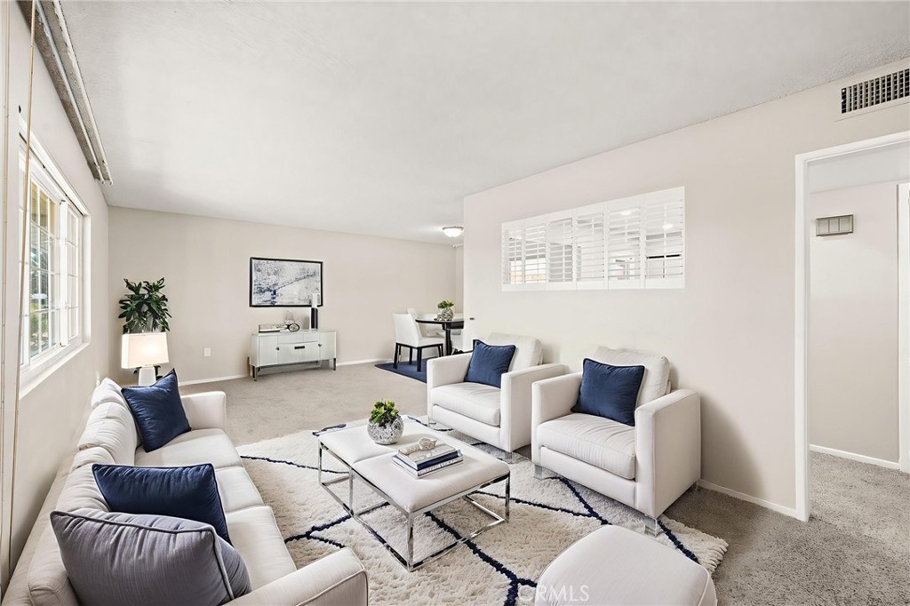 28257 Portsmouth Property Photo 12