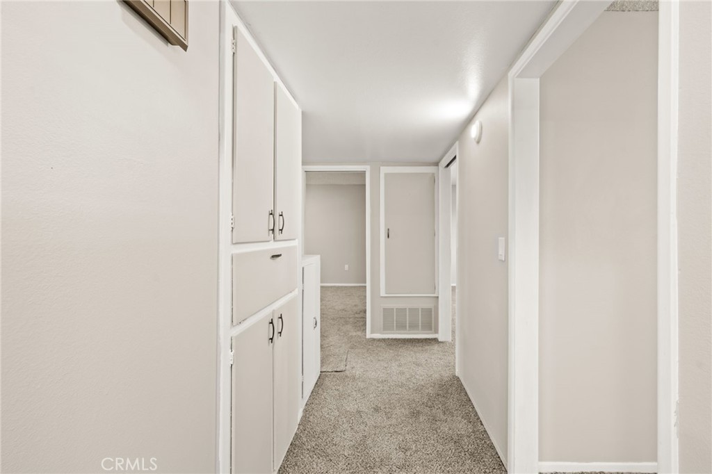 28257 Portsmouth Property Photo 17