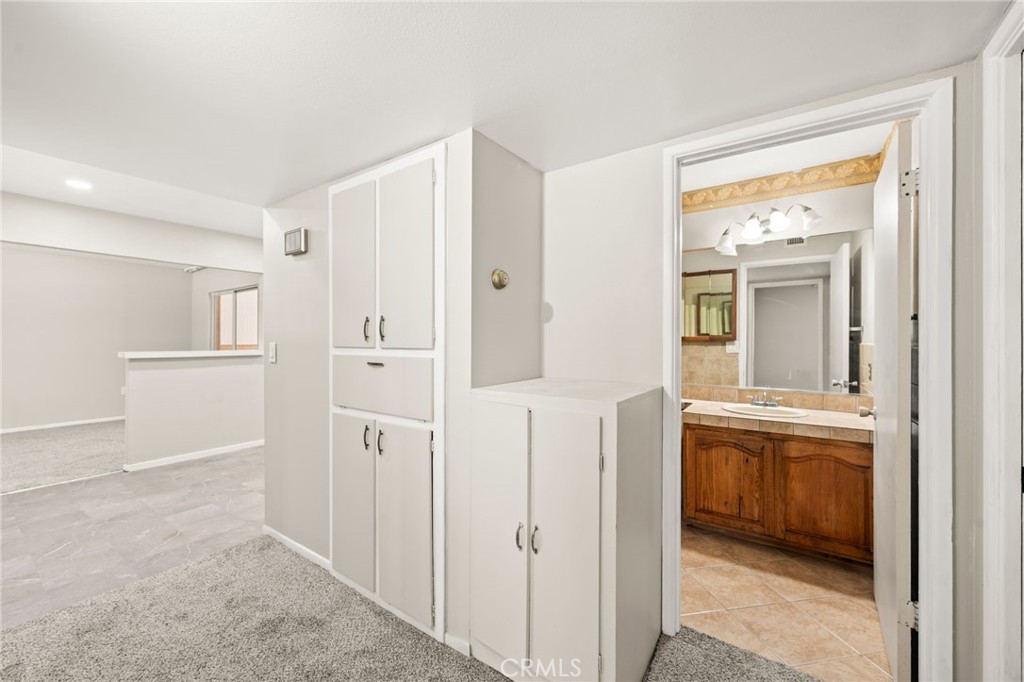 28257 Portsmouth Property Photo 18