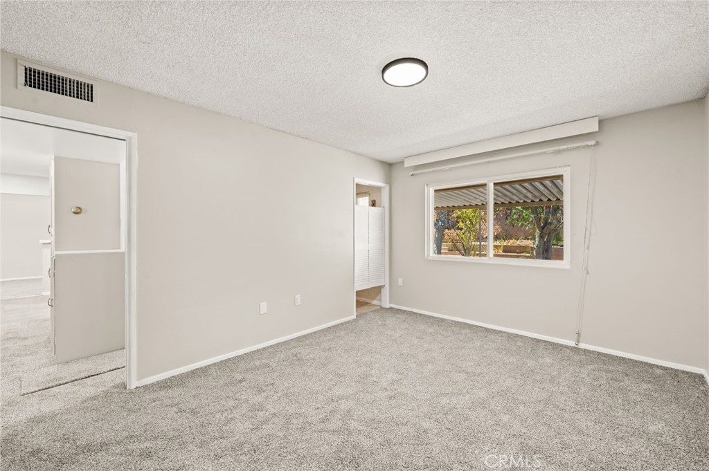 28257 Portsmouth Property Photo 20