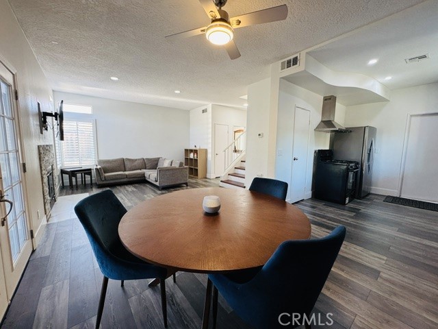 39779 Oak Cliff Drive Property Photo 4