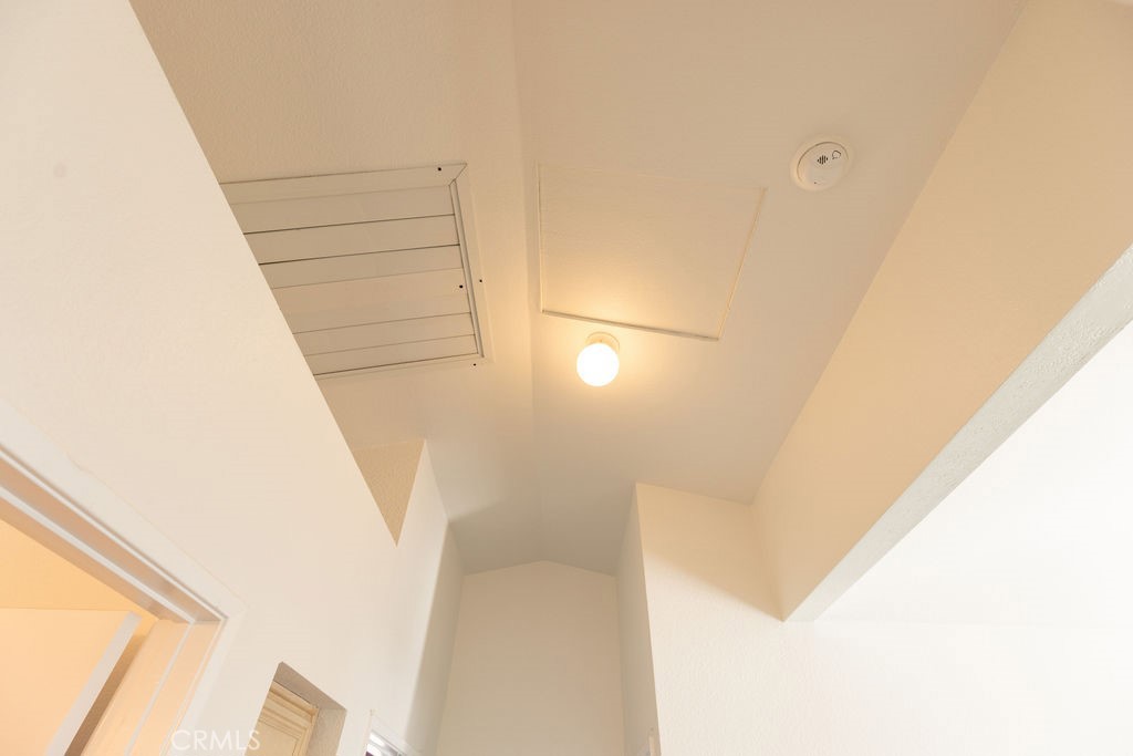 39779 Oak Cliff Drive Property Photo 17