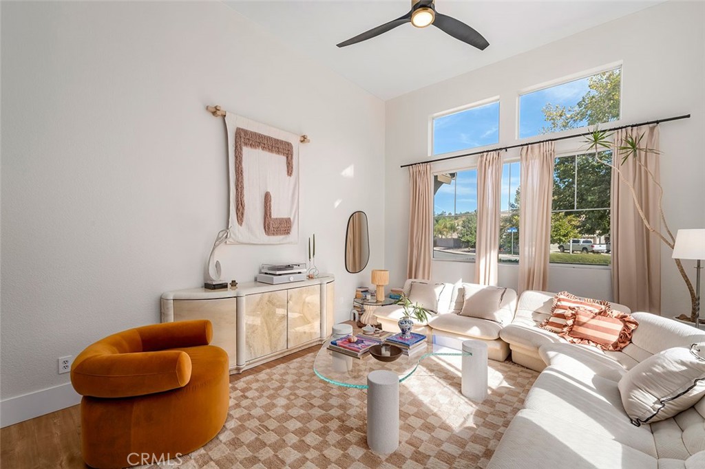 23427 Mountain Song Property Photo 9