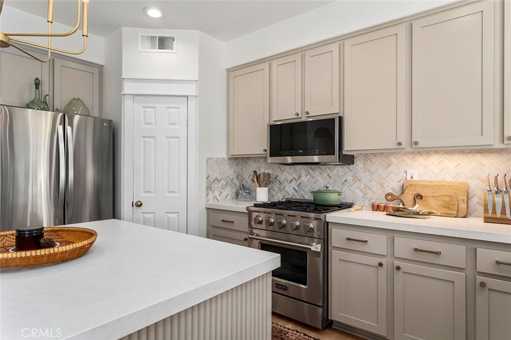 23427 Mountain Song Property Photo 15