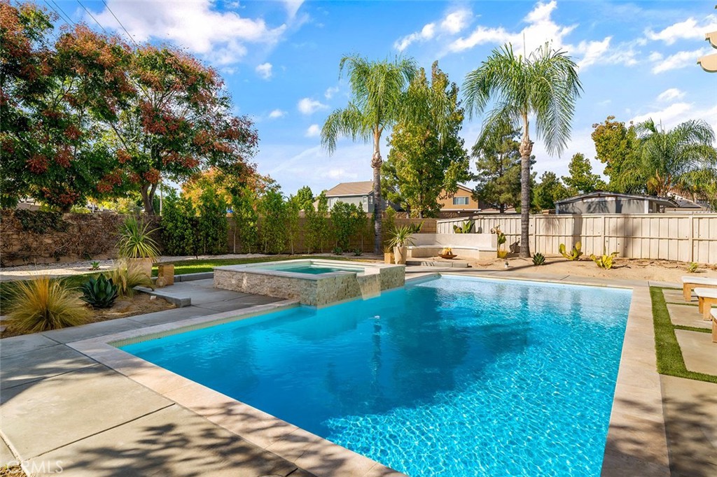 23427 Mountain Song Property Photo 48