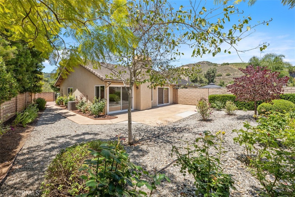 4346 Los Padres Drive Property Photo 27