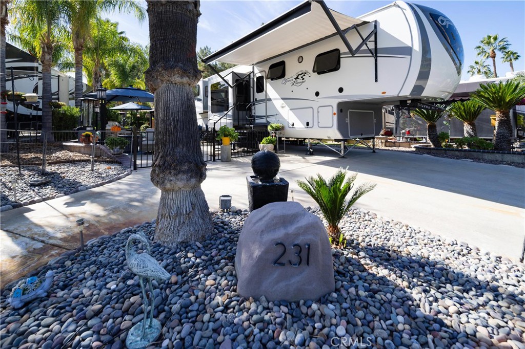 45525 Highway 79 Site 231 Property Photo 14
