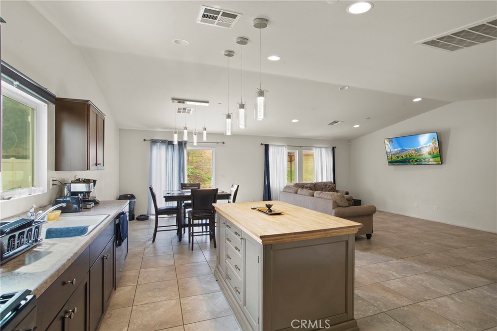 33143 Big Range Drive Property Photo 10