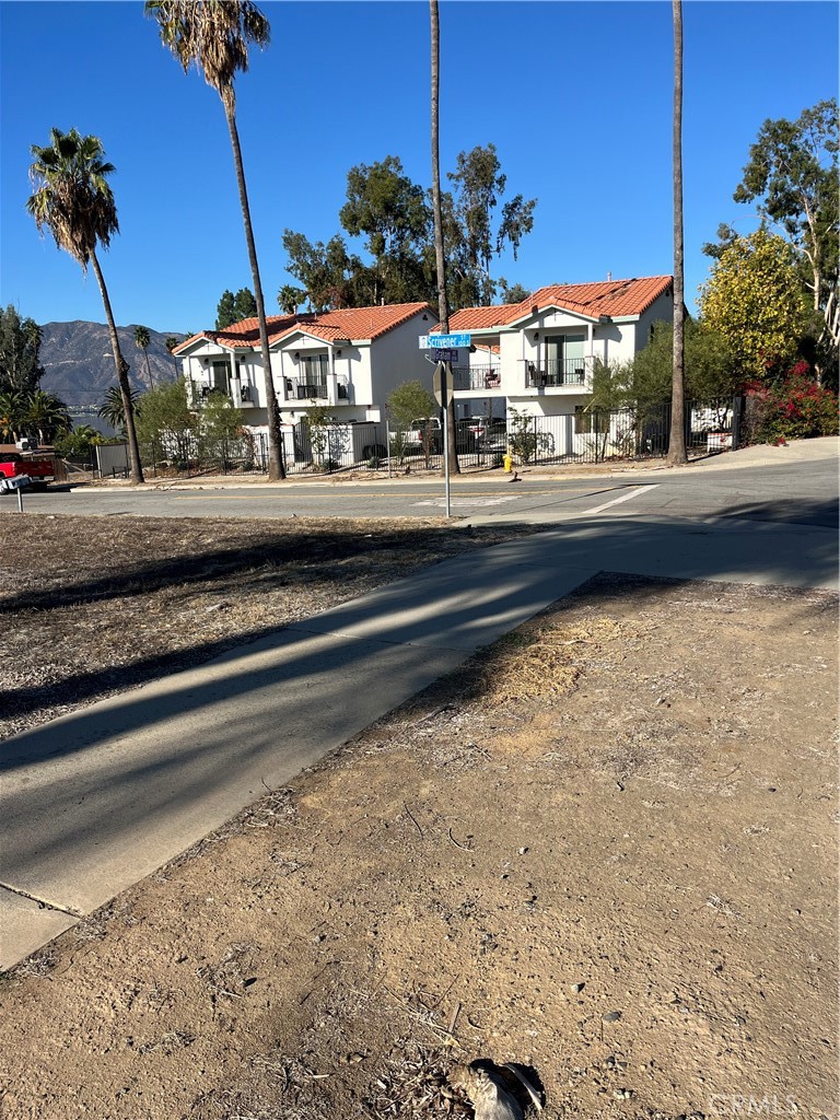 0 Graham Ave Property Photo 6
