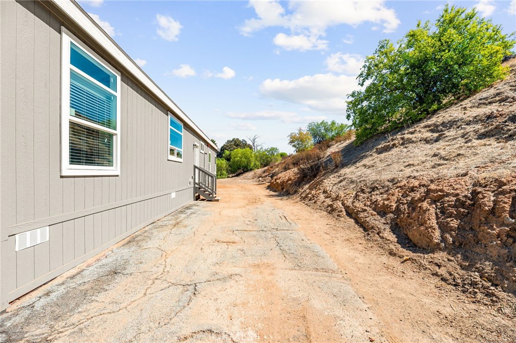 26980 Peach Street Property Photo 4