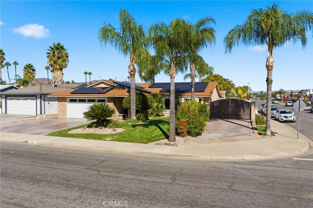 26110 Lazy Creek Road Property Photo 2