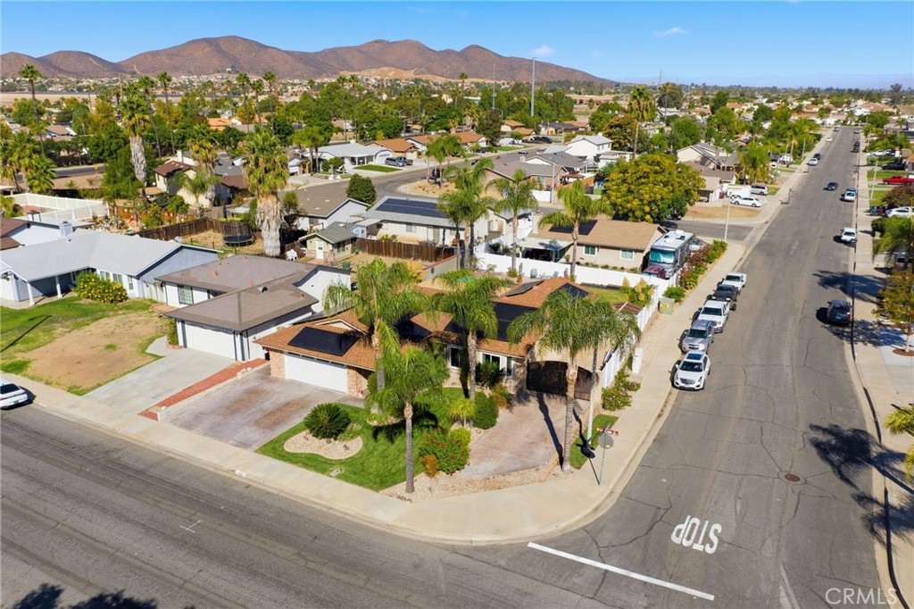 26110 Lazy Creek Road Property Photo 4