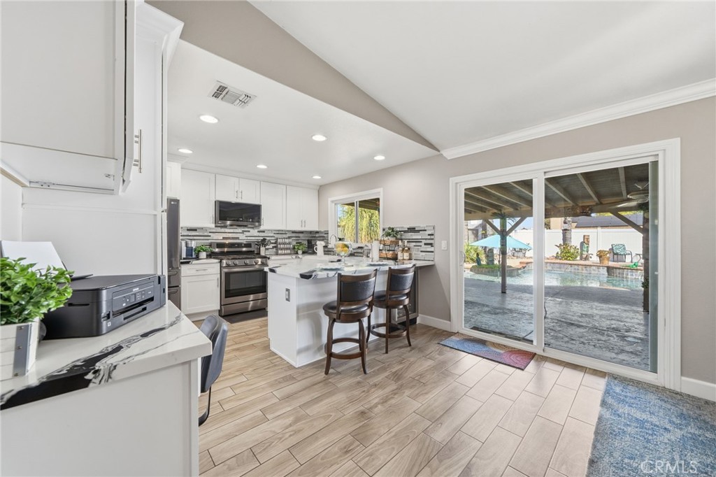 26110 Lazy Creek Road Property Photo 32