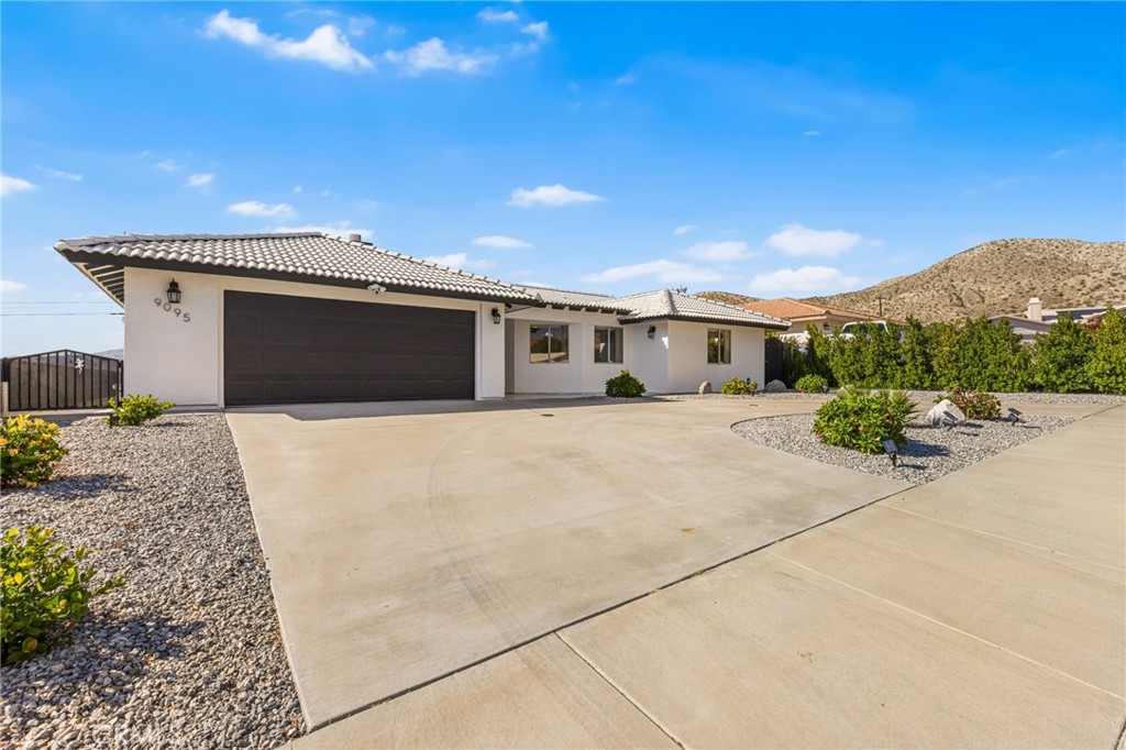 9095 Calle Barranca Property Photo 7