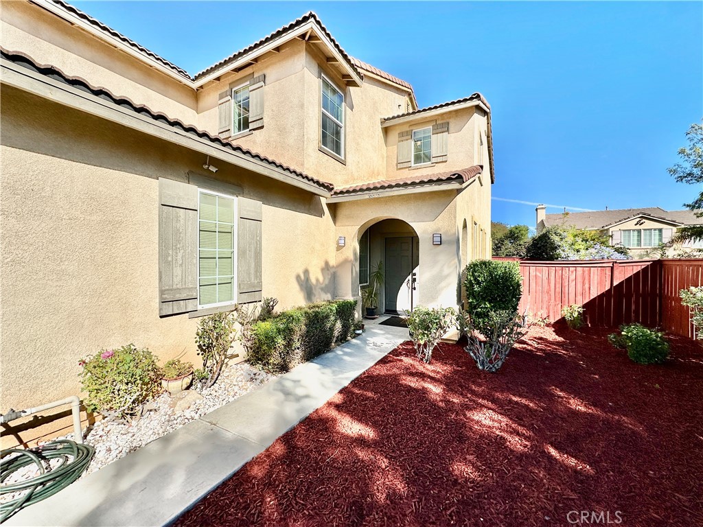 36676 Lynwood Ave Property Photo 3