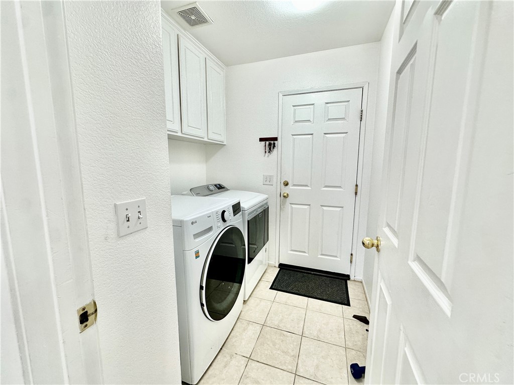 36676 Lynwood Ave Property Photo 20