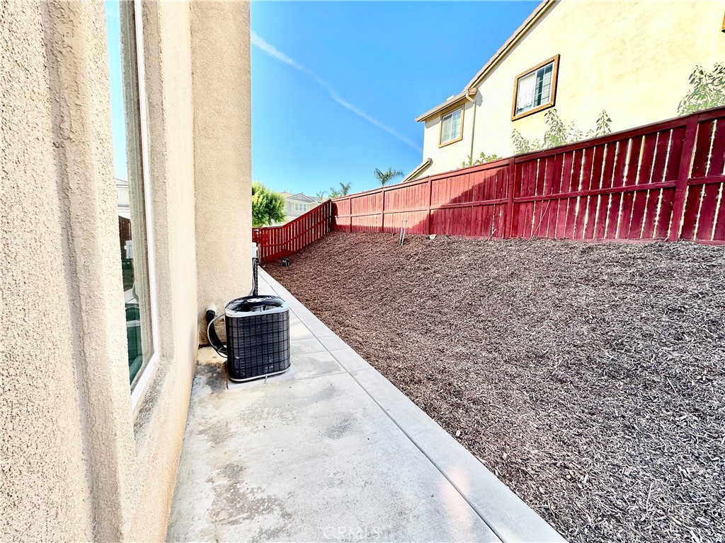 36676 Lynwood Ave Property Photo 34