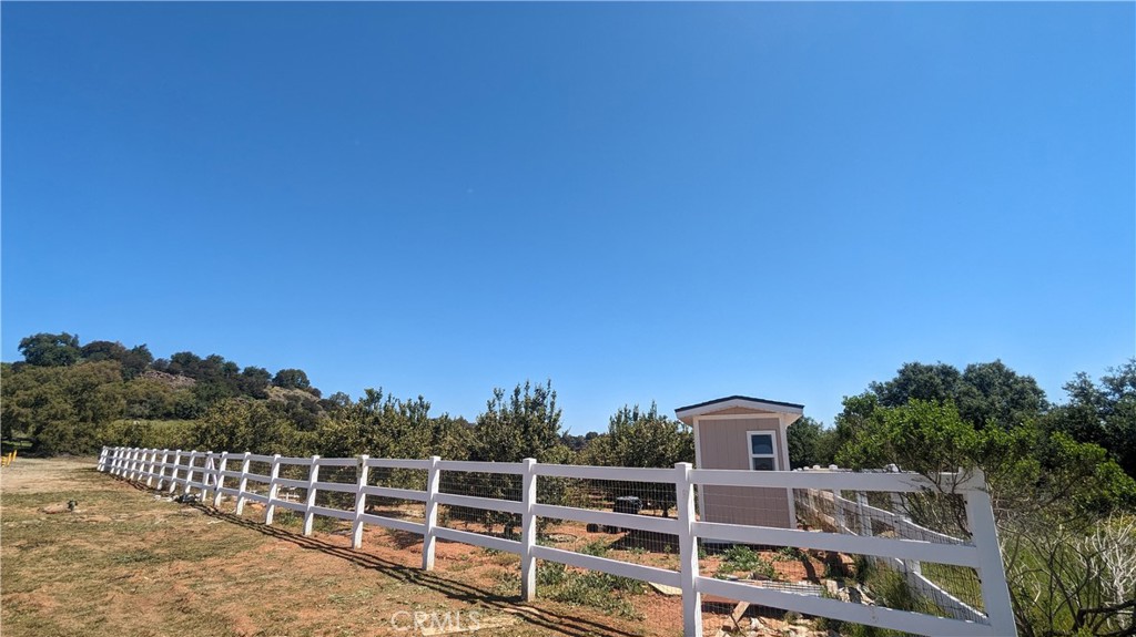 27 Via Escalon Property Photo 16