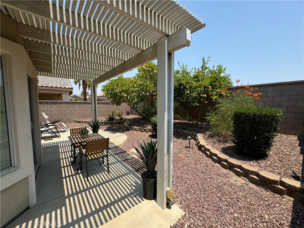 39800 Dorset Dr Property Photo 1