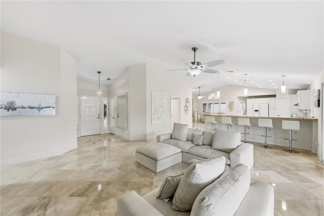 1497 Park Property Photo 8