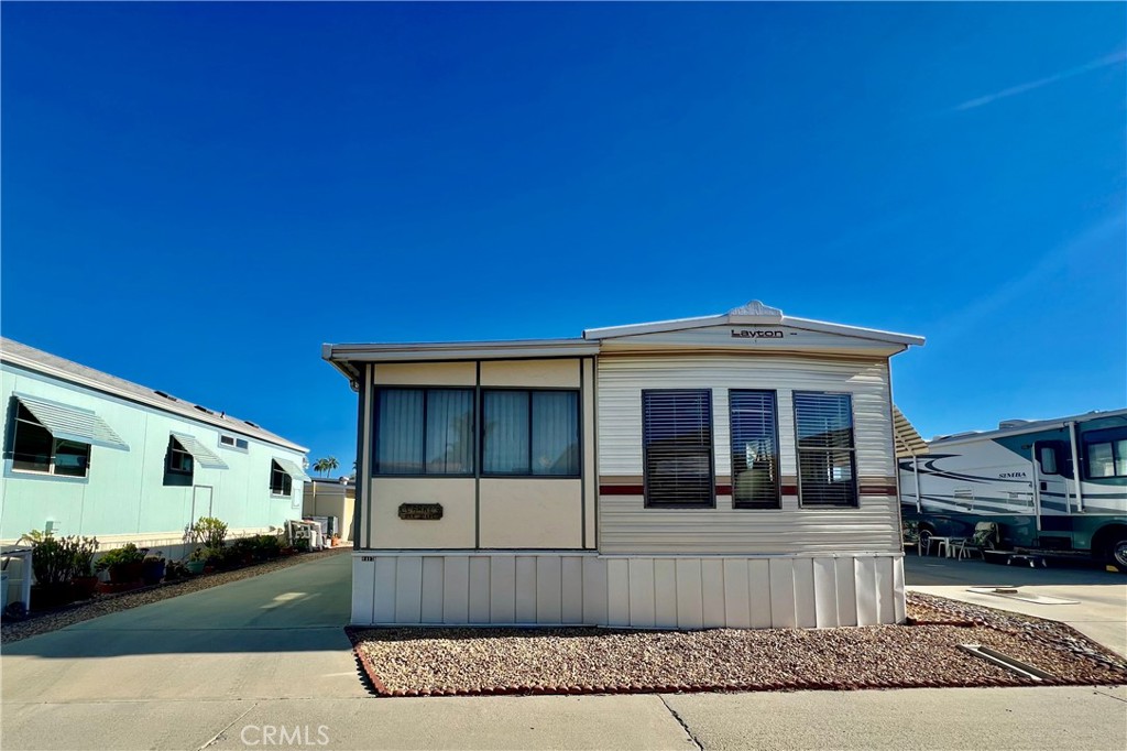 1417 Western Property Photo 13