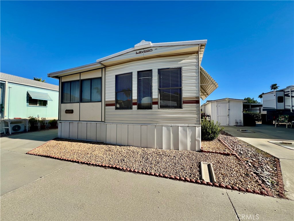 1417 Western Property Photo 14
