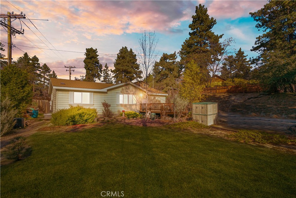 23700 Clement Way Property Photo 2