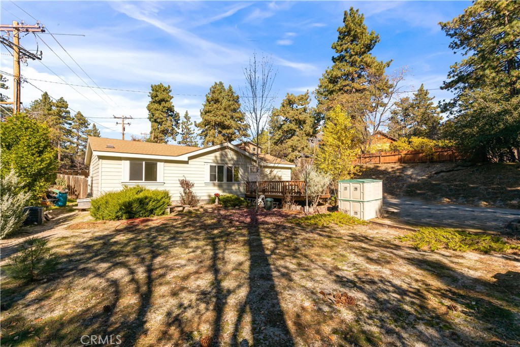 23700 Clement Way Property Photo 5