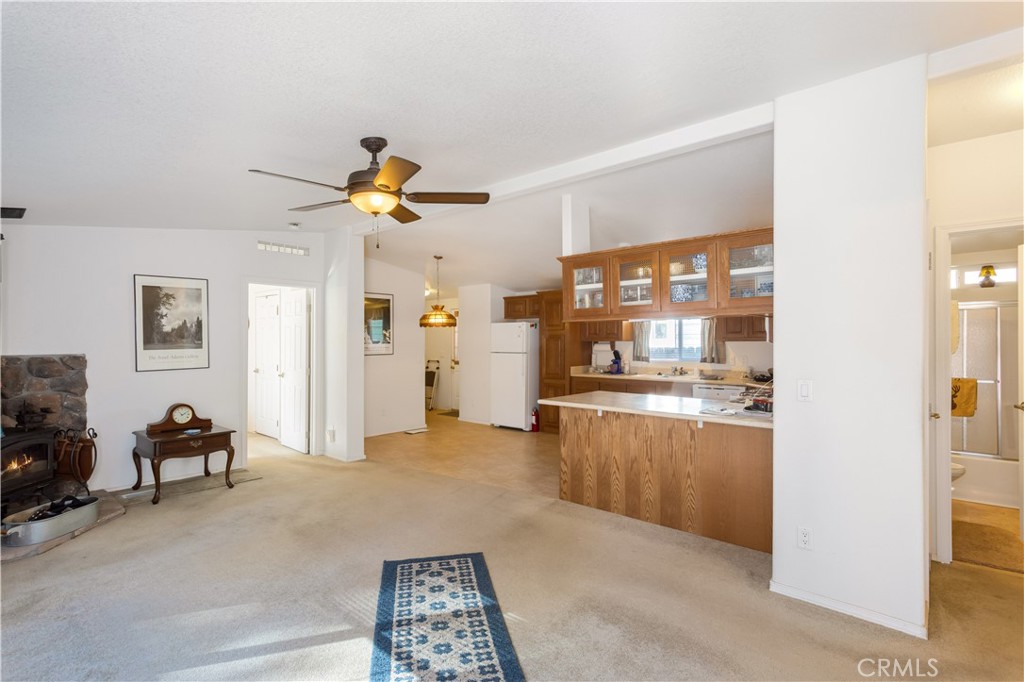 23700 Clement Way Property Photo 6