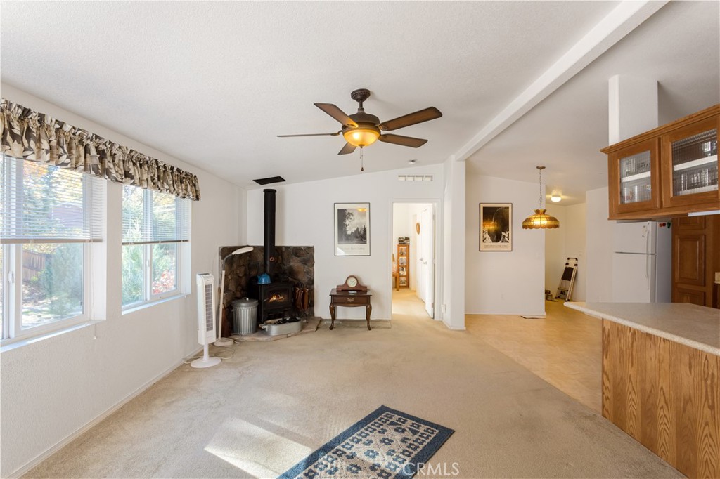 23700 Clement Way Property Photo 7