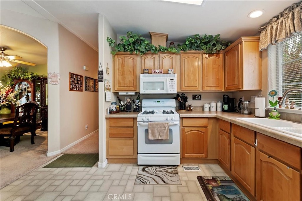 31130 S General Kearny Road 147 Property Photo 3