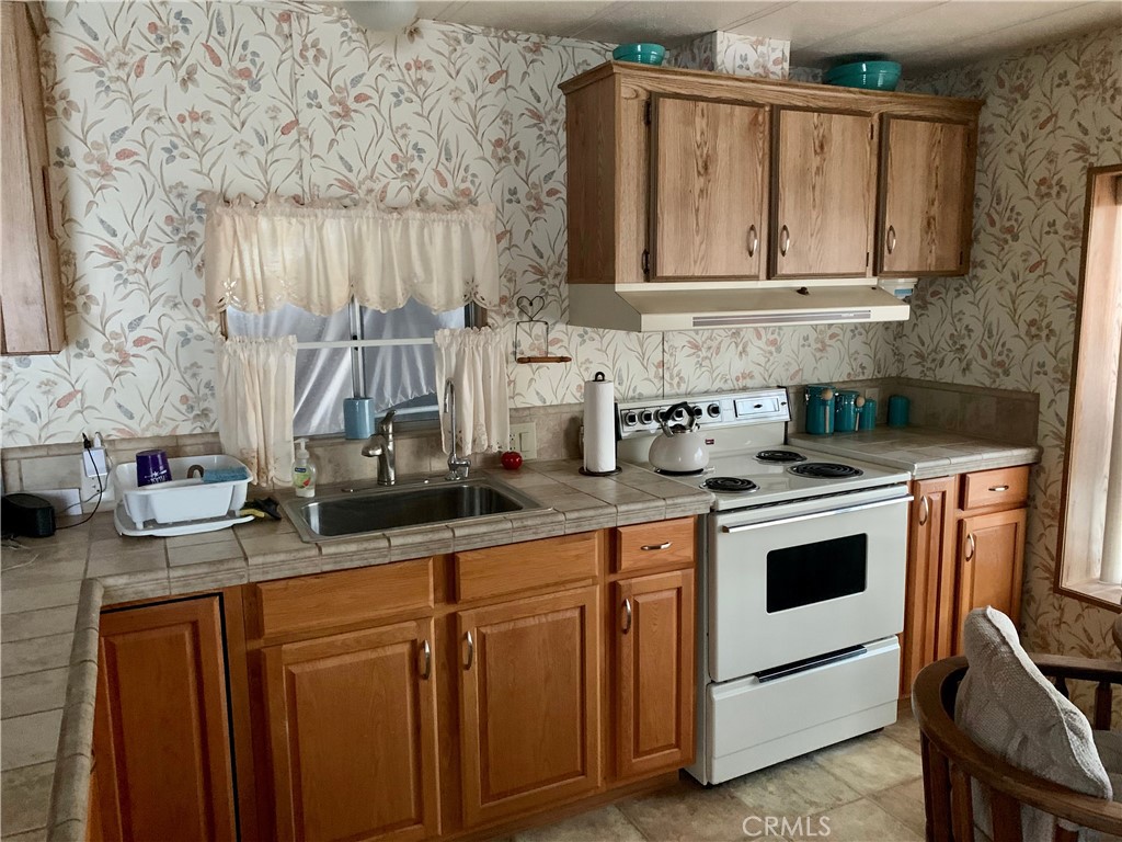 33300 Highway 95 #208 Property Photo 13