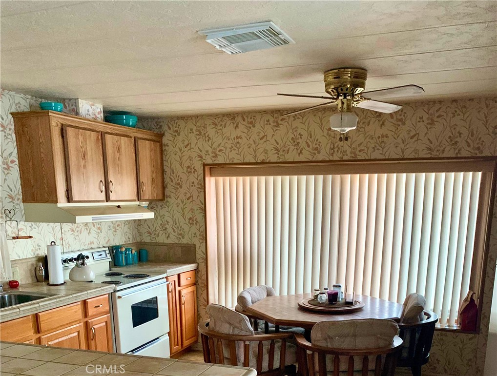 33300 Highway 95 #208 Property Photo 15