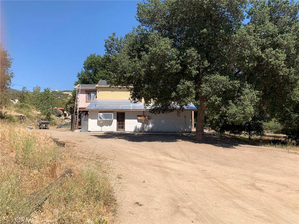 34930 Benton Road Property Photo 6