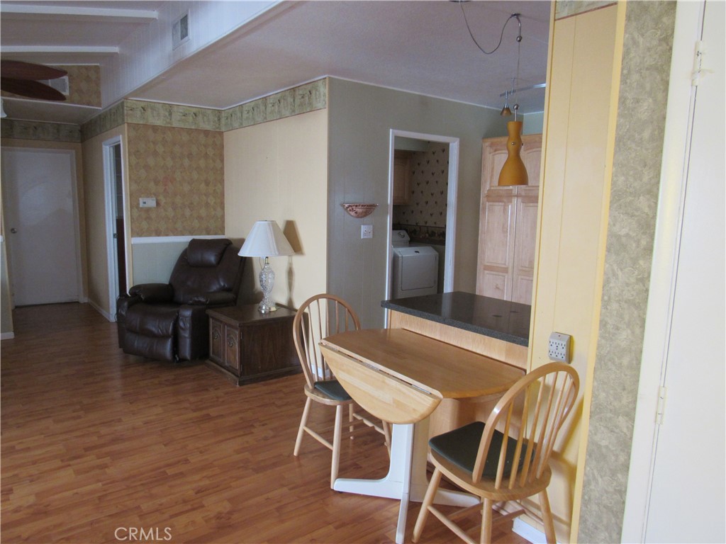 27701 Murrieta Road 6 Property Photo 9