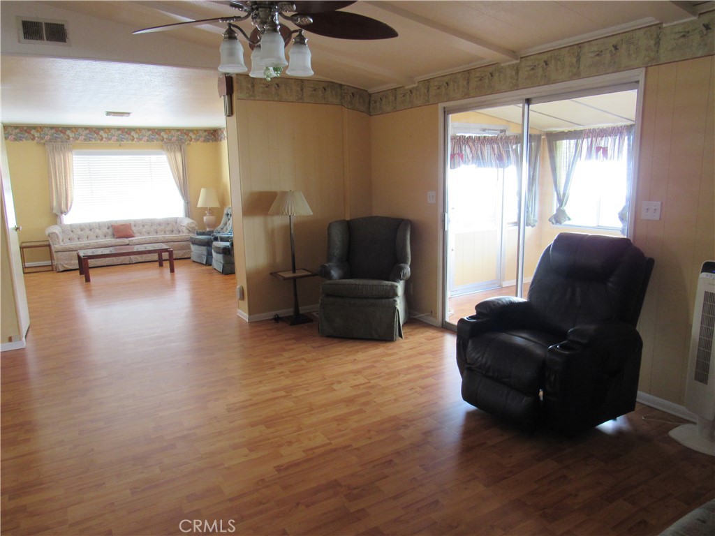 27701 Murrieta Road 6 Property Photo 10