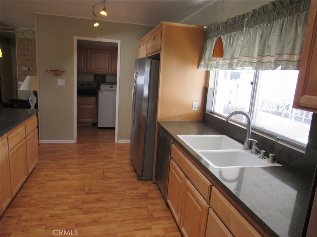 27701 Murrieta Road 6 Property Photo 16
