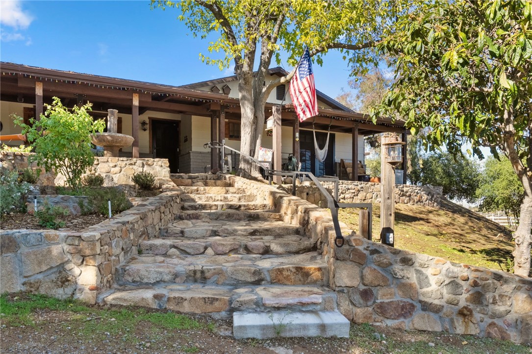 17705 Rodeo Road Property Photo 13